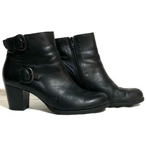 Black leather Born ankle boots
